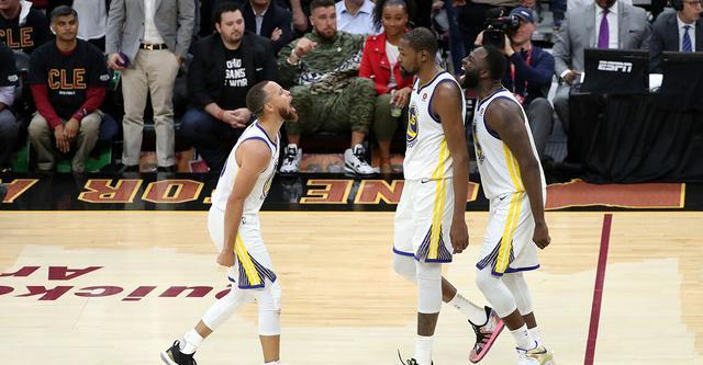 库里新书：杜兰特加盟勇士前给我致电但没打通 还以为我生气了